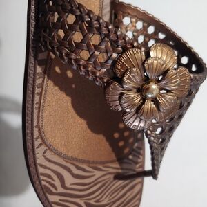 Grendene floral sandals.  Size 8